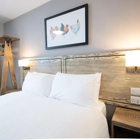 Owl, Hambleton By Marston's 4* סלבי