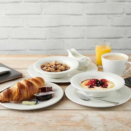 Owl, Hambleton By Marston's Hotel