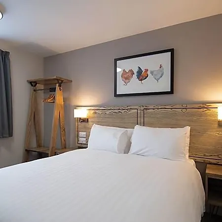Owl, Hambleton By Marston's 4* Selby