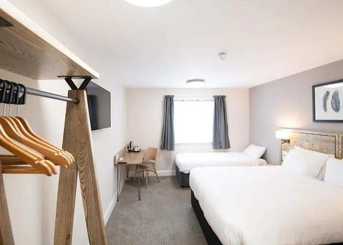 Hotel Owl, Hambleton By Marston's