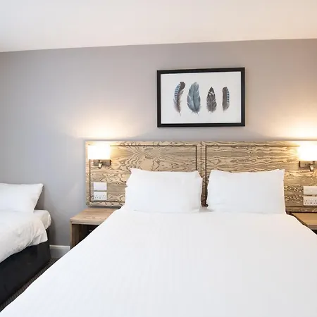 Owl, Hambleton By Marston's 塞尔比