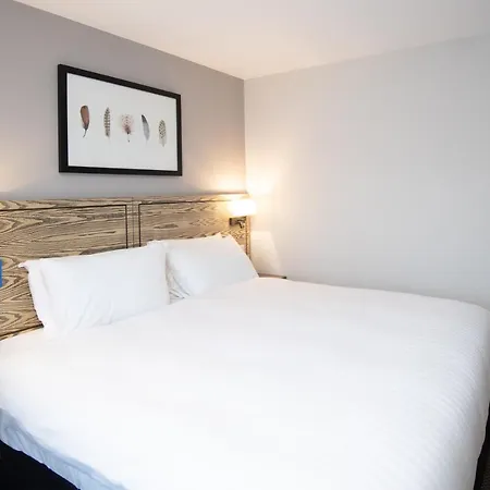 Owl, Hambleton By Marston's