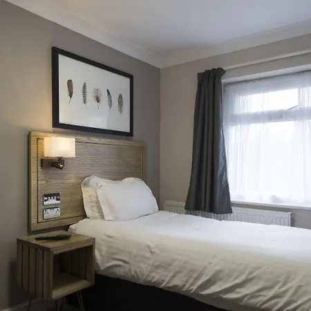 Owl, Hambleton By Marston's 4* 塞尔比